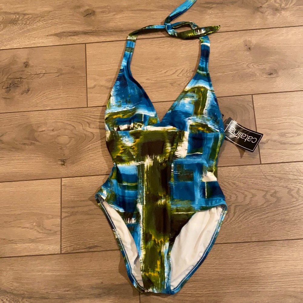 One Piece Halter Swim Suit 💚💙 NWT